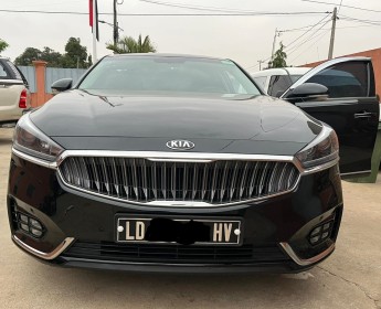 A venda KIA CADENZA (K7) Semi Semi Novo