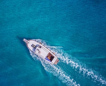 A venda Barco pesqueiro de fibra