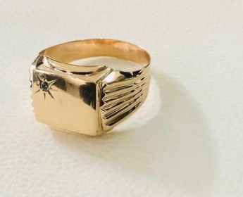 A venda Ouro português de 18 kilates
