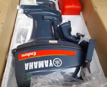 A venda Motor barco Yamaha 40