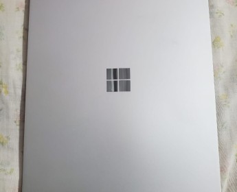 A venda Surface Laptop