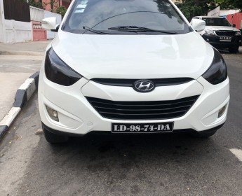 A venda Hyndai Tucson ix35 limpo é bem conservado