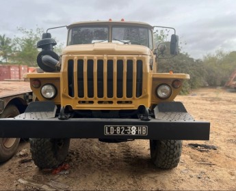 A venda URAL KRAZ