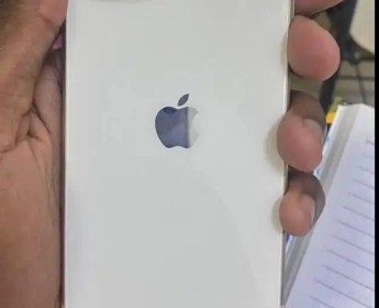 A venda Iphone 11 normal