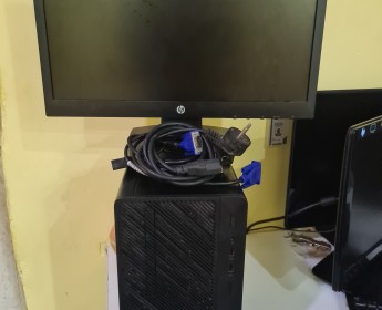 A venda Computador de mesa HP i3 7 geração