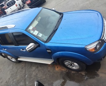 A venda Ford Everest roubaram a placa