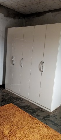 Venda Roupeiro De Qualidade