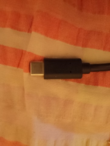Desapego o meu cabo USB tipo C