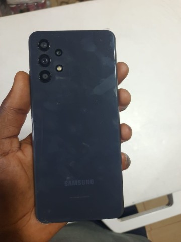Samsung Galaxy A32 e A20