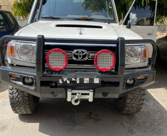 A venda TOYOTA LAND CRUISER HZ 4.5TD V8- 2021