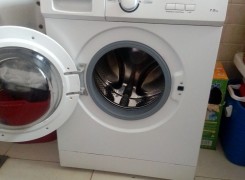 Reparação e manutenção de todo tipo de máquinas de lavar.