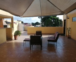 A venda T7 no centro da cidade, Mártires. Serviços