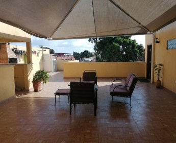 A venda T7 no centro da cidade, Mártires. Serviços