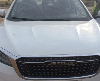 A venda Vendo este carro Jetour