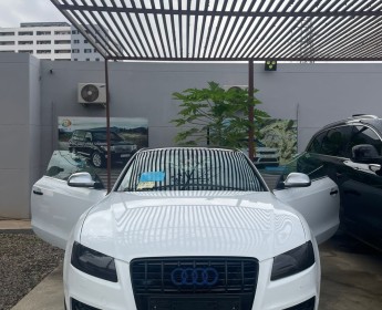 A venda AUDI S5 BITURBO V8