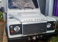 Land Rover Puma 2.4 2011 (Diesel)