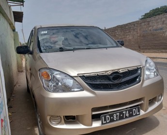 A venda Toyota Avanza