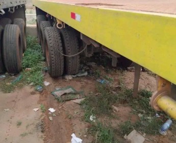 A venda Trailer de caminhão