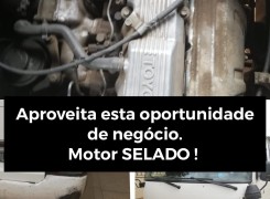 Toyota Coaster Motor Selado