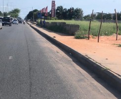 A venda Terreno localizado na entrada do Zango jR