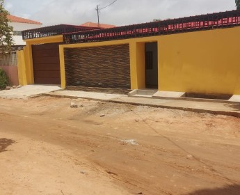 A venda VIVENDA V3, NO CAMAMA, PROXIMO AO HOSPITAL GERAL
