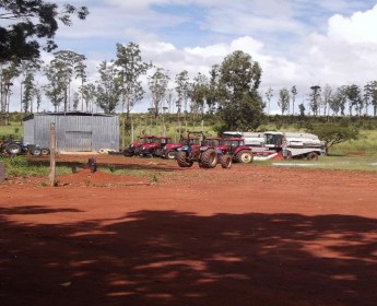A venda MAGNÍFICA FAZENDA DE 1500 HECTARES, NO CUANZA NORTE, MUNICÍPIO DE AMBA...
