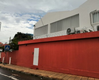 A venda Escritório no Bairro do Cruzeiro/Luanda