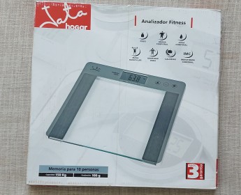 A venda Balança eletrônica, analisador de condicionamento físico, 150 kg