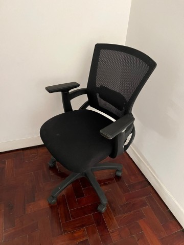 2 Cadeiras de escritório pretas