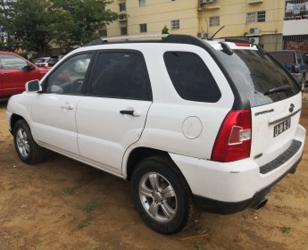 A venda KIA SPORTAGE