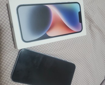 A venda Iphone 14 Semi-novo