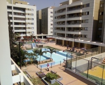 A venda Apartamento T3 mobilado no condomínio Clássicos do Sul/Benfica