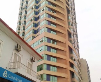 A venda Excelente apartamento T3, no edifício Zimbo Tower