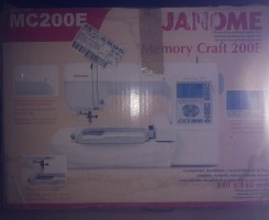 A venda Máquina de costurar automática