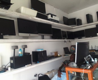 A venda Computadores e acessórios (desktop e portátil)