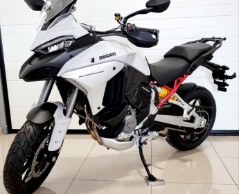 A venda Ducati Multistrada V4