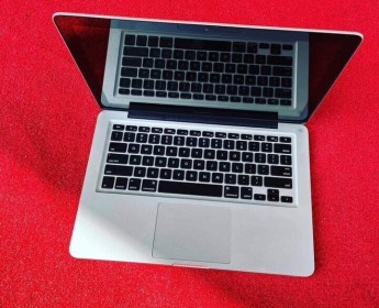 A venda Laptop Apple Macbook Pro 13, core i7 8 GB de RAM +500 GB de HD disponí...