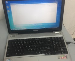 A venda Laptop Toshiba Satellite L500