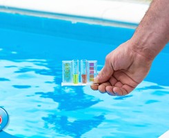 A venda Materiais de piscina