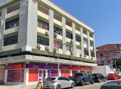 Apartamento T2 no Kinaxixi, Ingombotas, rua da Fanta , Banco BNI Prédio de 2 andares apenas, limpo, organizado e seguro.