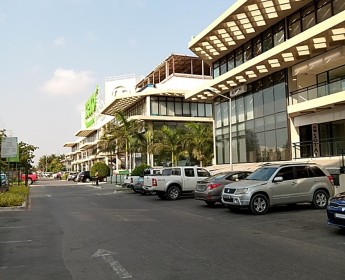 A venda Loja/escritório, no edifício do KERO Talatona, Espaços Avenida.