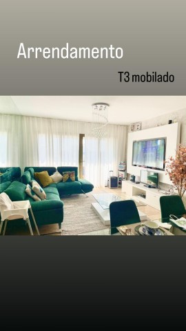 Apartamento T3 mobilado, no Condomínio Clássicos do Sul, Benfica
