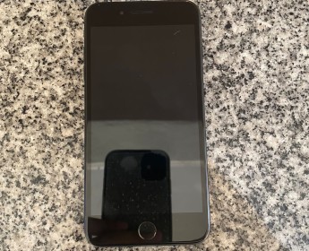 A venda IPhone 7 Plus, 32 Gb