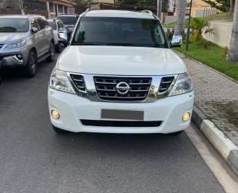A venda Nissan Patrol Platinium da TDA V8 NOVINHO !!