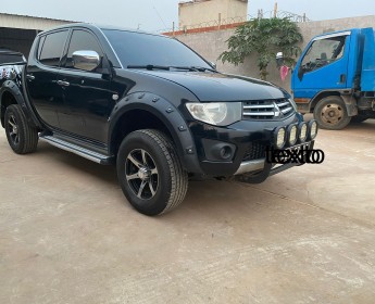 A venda MITSUBISHI L200 | ANO 2015