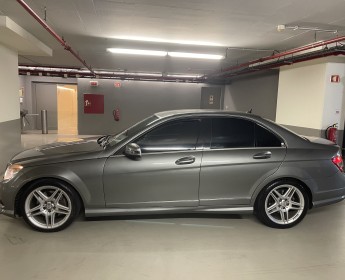 A venda Mercedes Benz C300