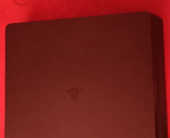 A venda Ps4 slim