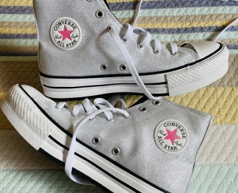 A venda Sapatilhas All Star - Bota c/Plataforma - Novas - N.º37