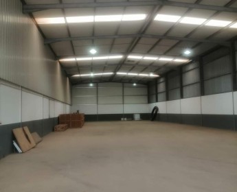 A venda Nave de 800m2, no polo industrial de Viana