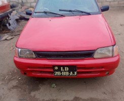 A venda TOYOTA STARLET BOLINHA
